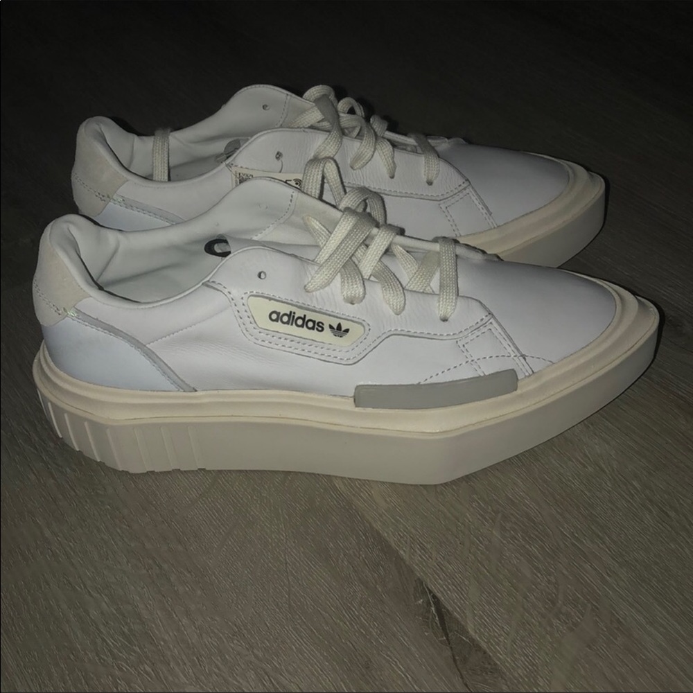 New adidas Hypersleek sneakers UK 6.5 US 8.5